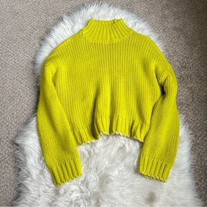 RD Style Vibrant Neon Yellow Turtleneck Sweater Size Small